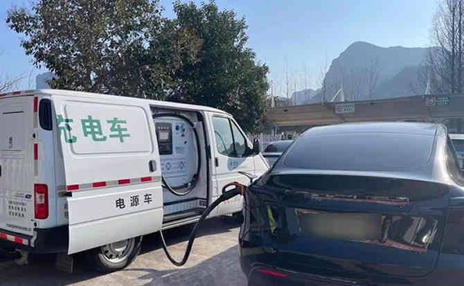 寒亭区汽车搭电